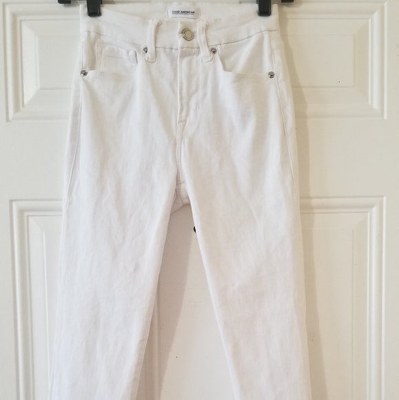 Good American Good Leg Crop High Rise White Cascade Hem Size 25 - Picture 8 of 16